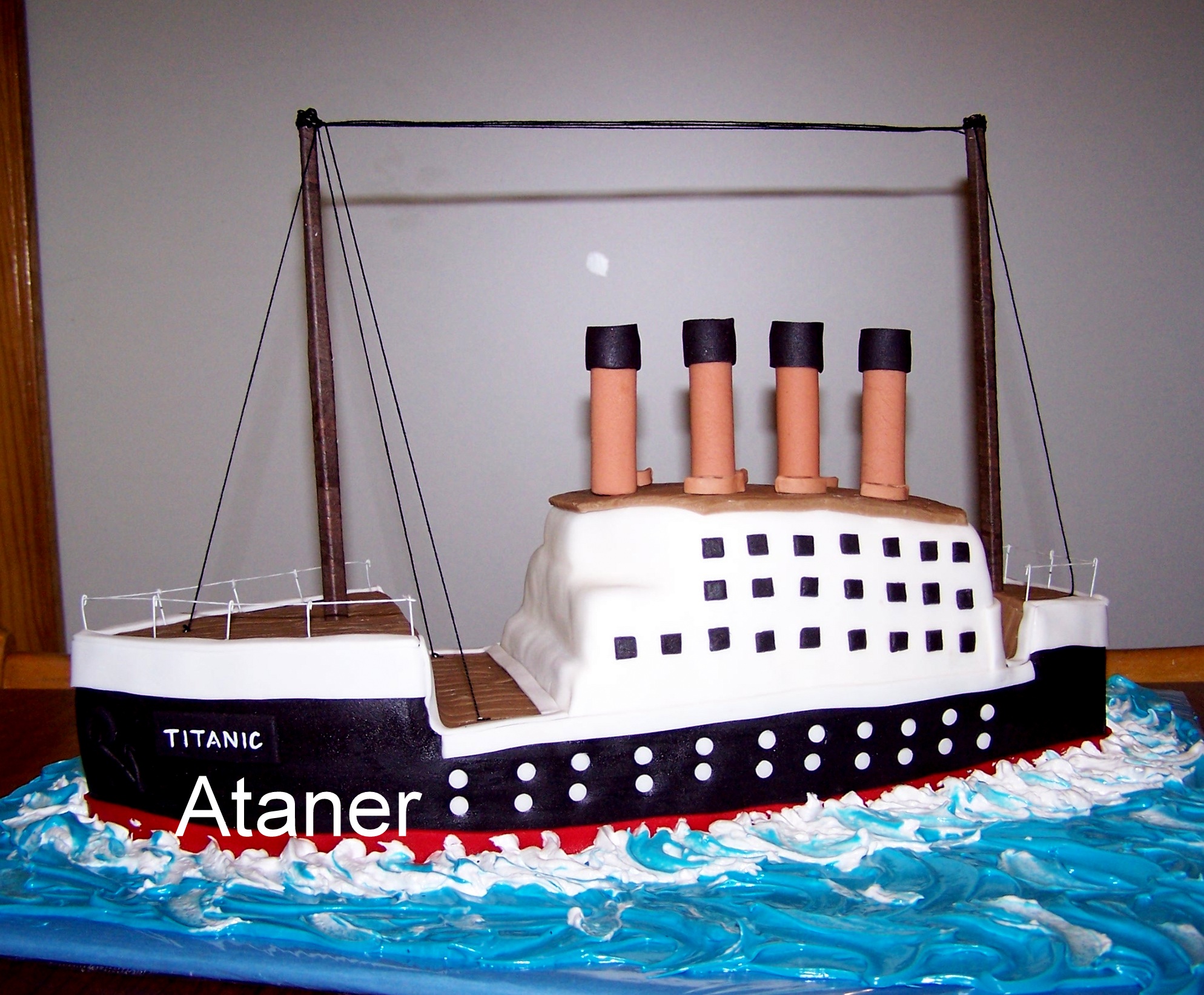 TITANIC